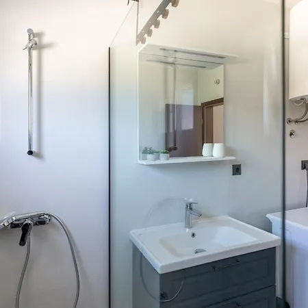 Nice Apartment In Opuzen With Wifi