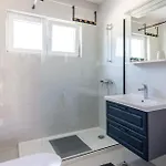 3 Bedroom Beautiful Apartment In Opuzen Opuzen (Dubrovnik-Neretva)
