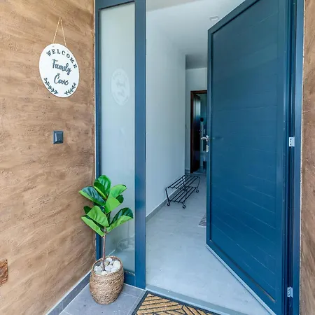 3 Bedroom Amazing In Opuzen (Dubrovnik-Neretva)
